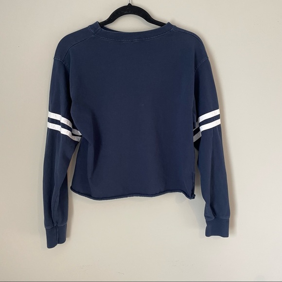 Brandy Melville J. Galt USA cropped crewneck sweatshirt - Picture 3 of 4